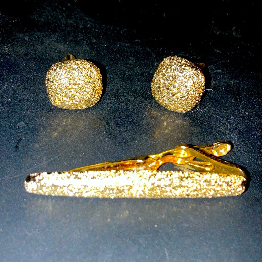 Vintage gold plated cuff links and tie clip